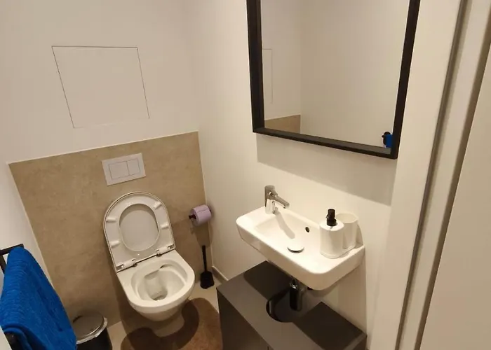 Apartment Luxury With Free Parking And Garden *